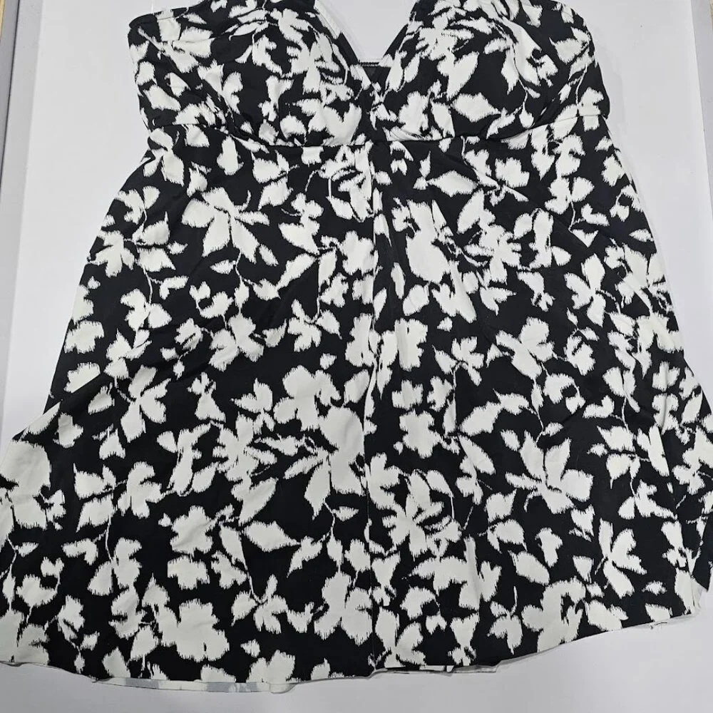 Swim Solutions Fly Away Tummy Control One-Piece Swimsuit Swimdress - Picture 8 of 13